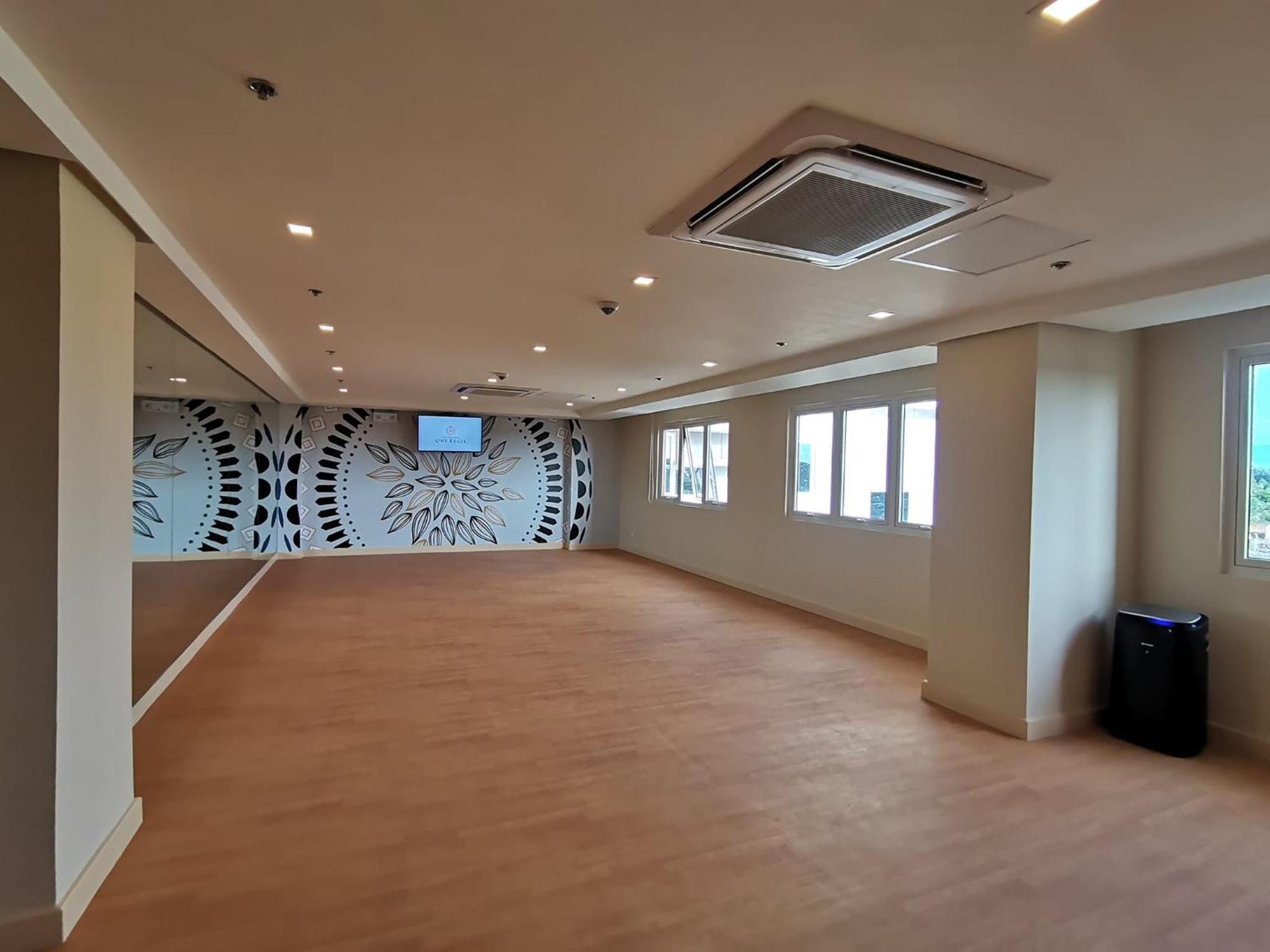 Condo Home With Fast Wifi In Bacolod City Exterior foto