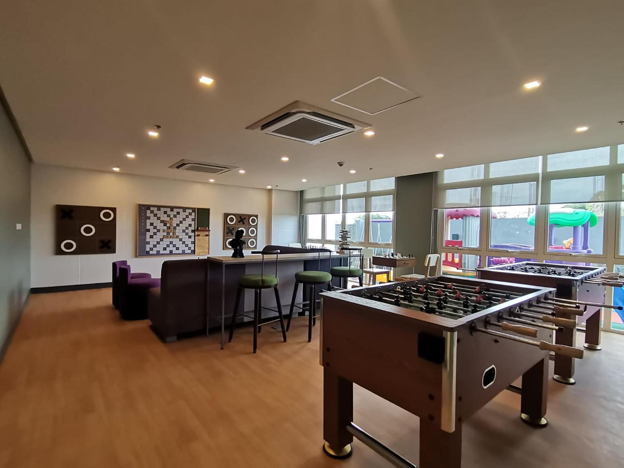 Condo Home With Fast Wifi In Bacolod City Exterior foto
